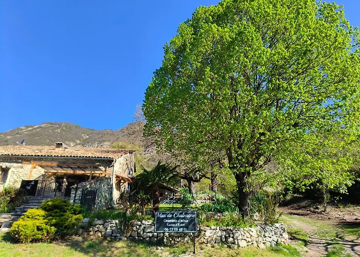 Bed & Breakfast Mas De Chalvagne