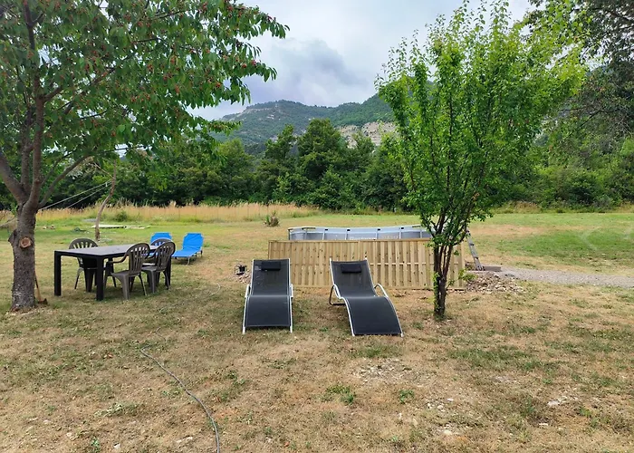 Bed & Breakfast Mas De Chalvagne *